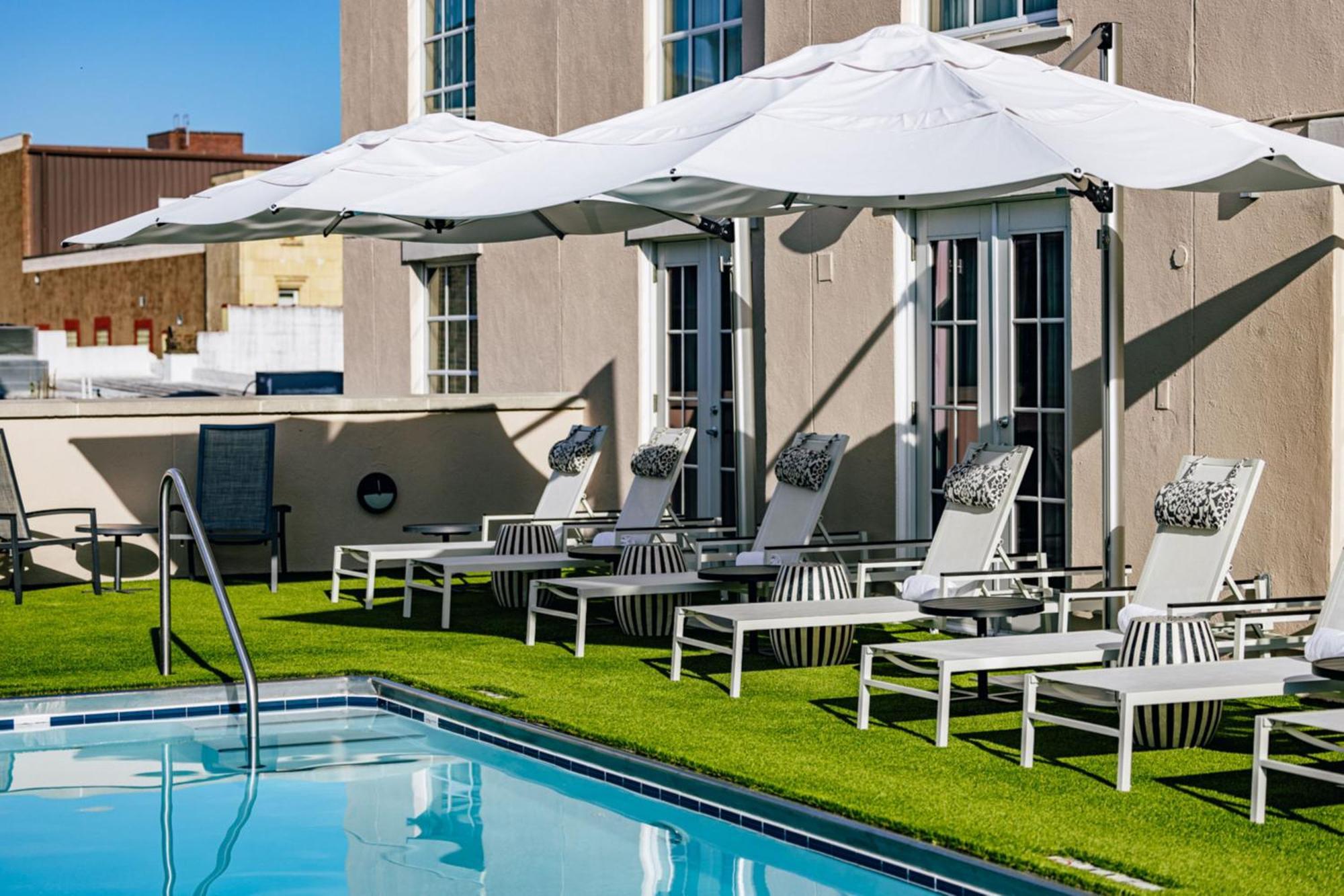 The Lindy Renaissance Charleston Hotel Dış mekan fotoğraf