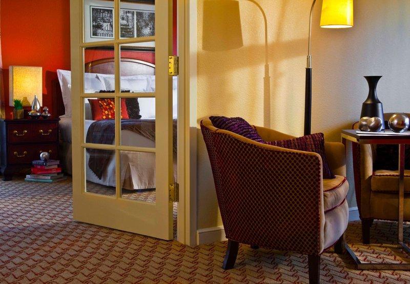 The Lindy Renaissance Charleston Hotel Dış mekan fotoğraf